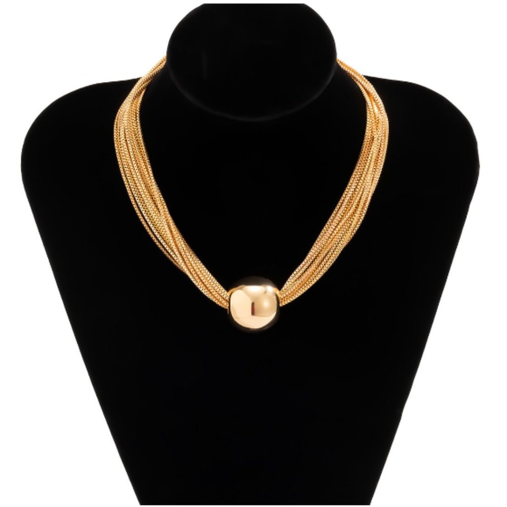 π50% OFF/3+...Multi-chain with Ball Necklace (Gold) - Picture 5 of 9